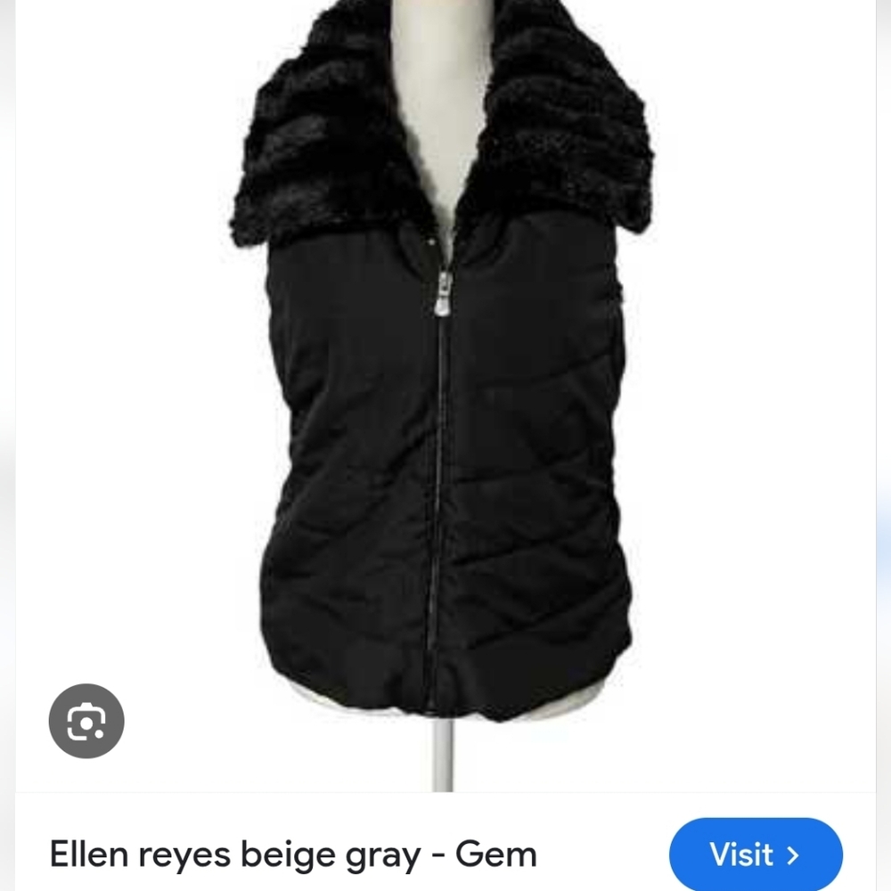 NWT.Elegant Black Puffer Reversible Vest with Faux Fur Collar.pit To Pit 21"